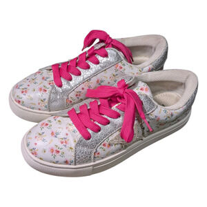 Corkys -Supernova "Hey Girl" White Flower Sneaker - Size 6 - Great Condition